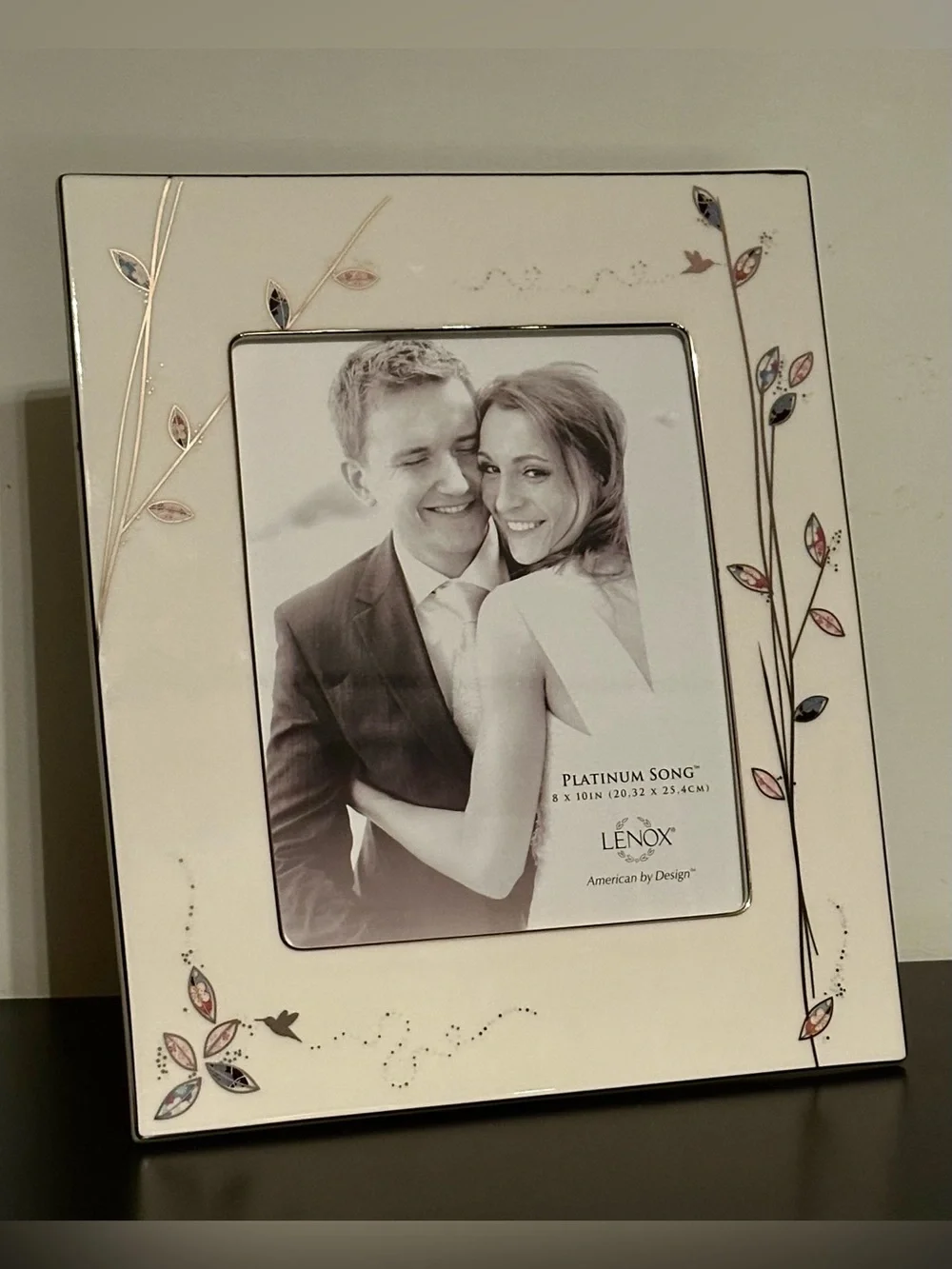 NEW LENOX PORCELAIN WEDDING PHOTO FRAME GIFT FITS 8 X 10 PICTURE 12.5 X 15 OUTER